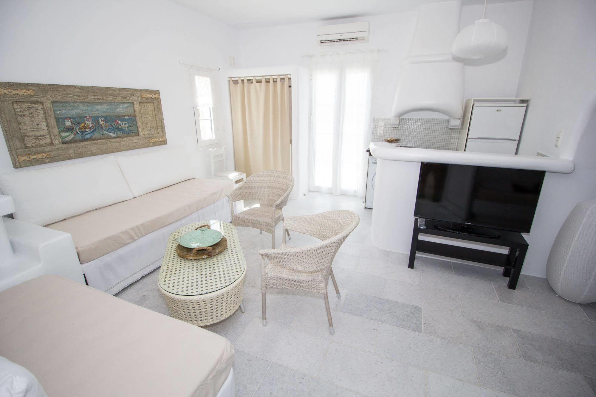 Aspasia Luxury Apartments Agia Anna  Exteriör bild